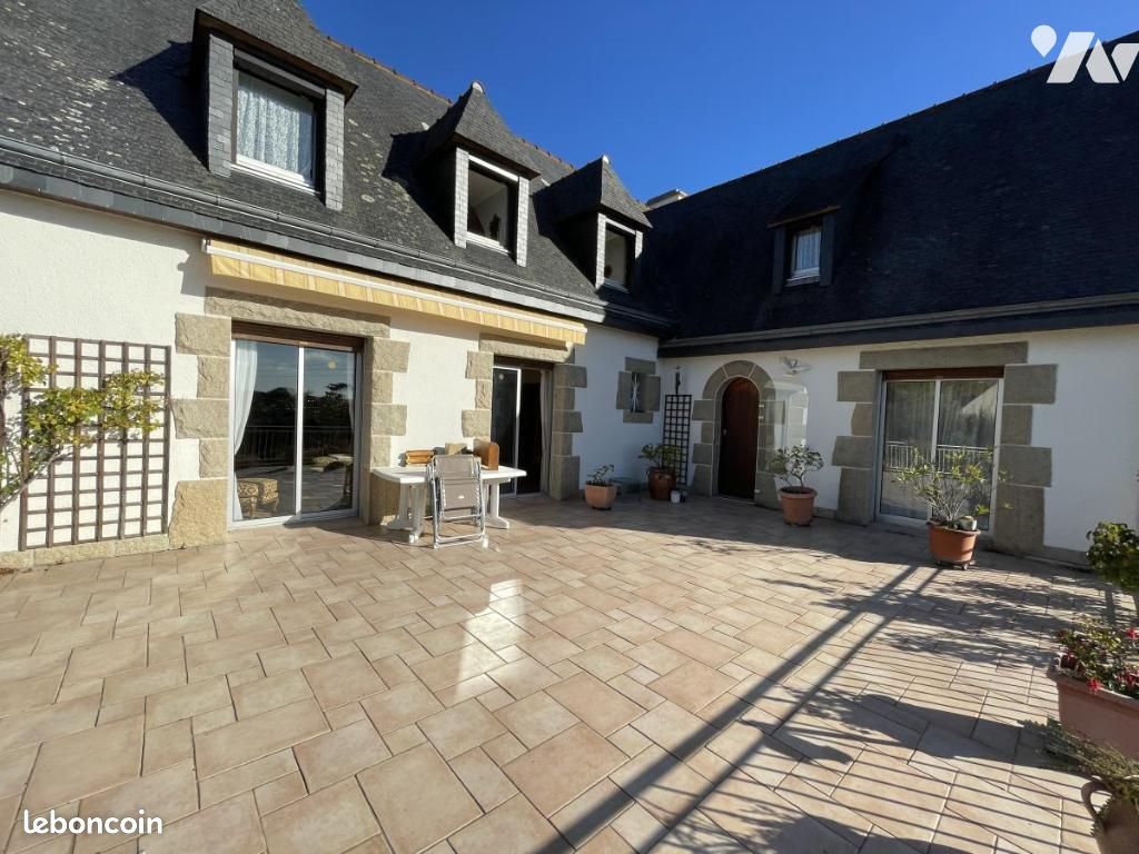 Maison 7 pièces 182 m² · à Ploubazlanec · 182 m² · 747 000 €