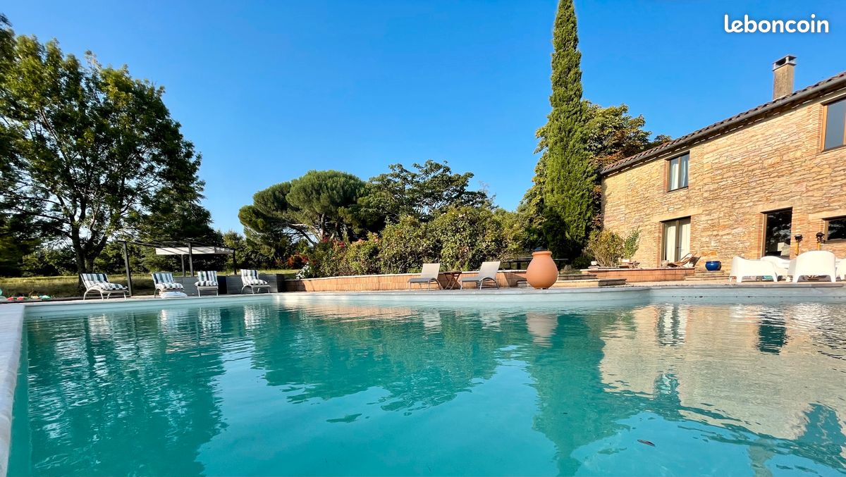 Maison 15 pièces 600 m² · à La Sauzière-Saint-Jean · 600 m² · 1 400 000 €