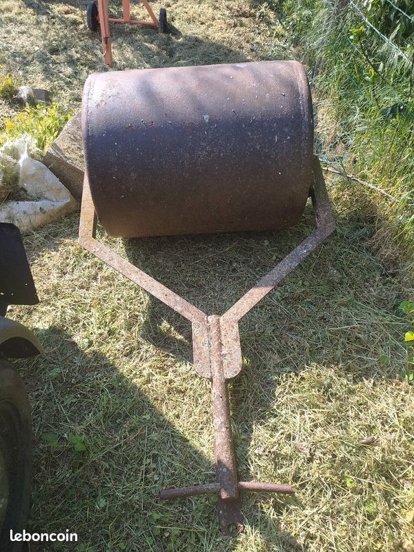 Vds rouleau jardin en fonte (image 2)