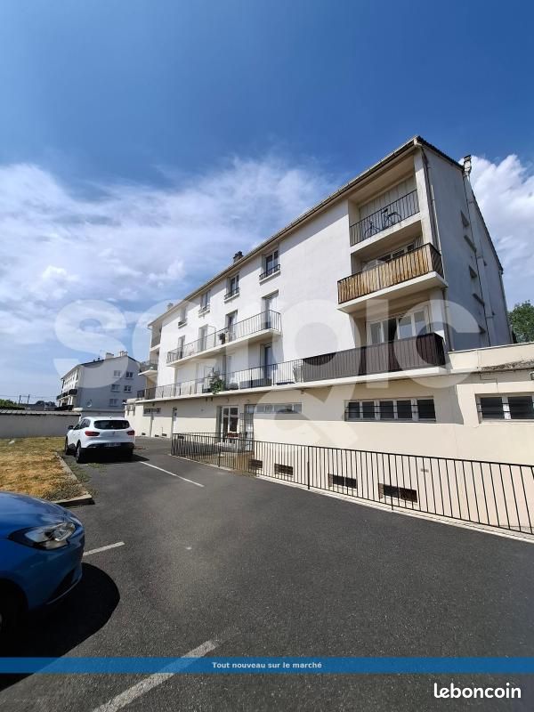 Appartement 2 pièces 35 m² · à Ballancourt-sur-Essonne · 35 m² · 710 €