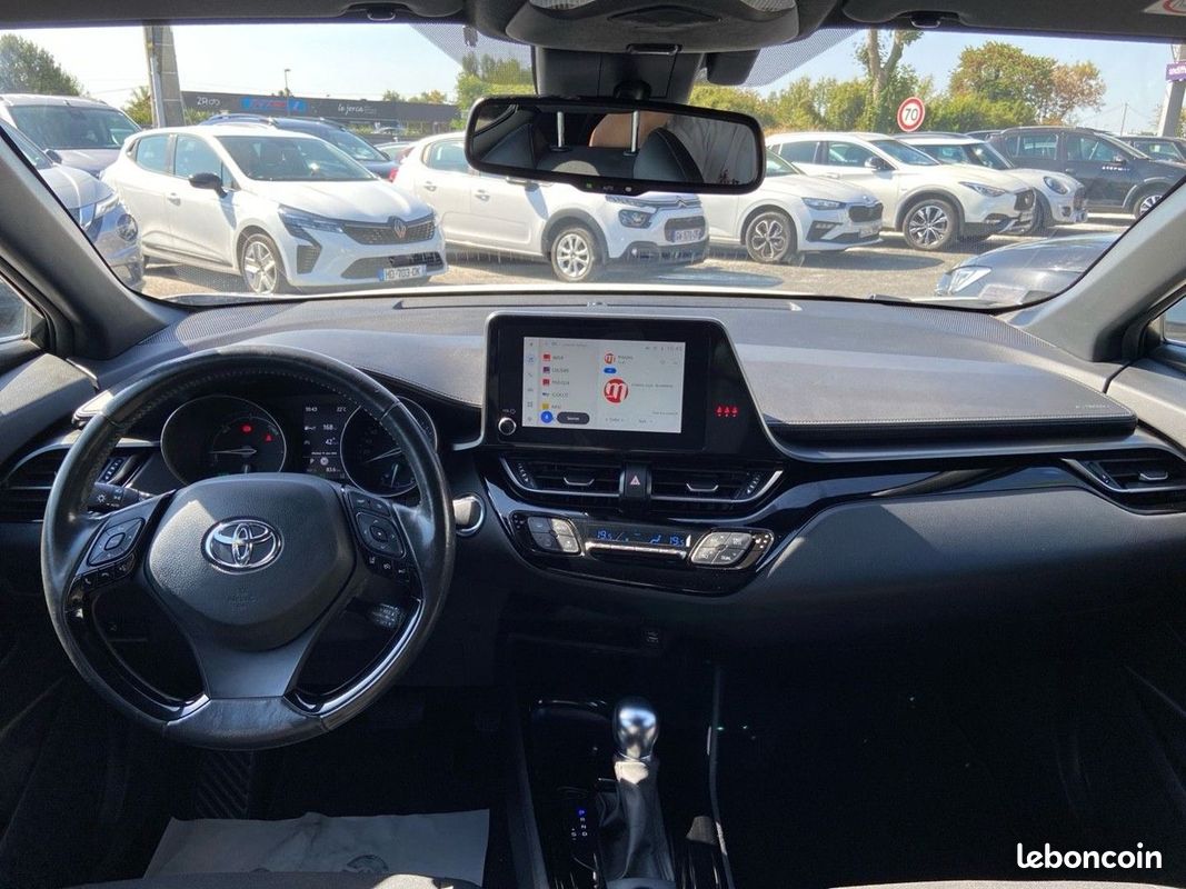Toyota C-HR 2.0 HYBRID 184 EDITION ATTELAGE (image 23)