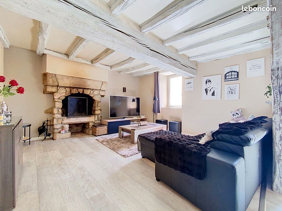 Maison 6 pièces 114 m² · à Saint-Christophe-du-Bois · 114 m² · 161 600 €