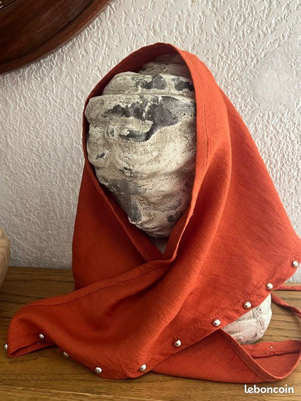1 foulard triangle NEUF - 3 possibilités (image 3)