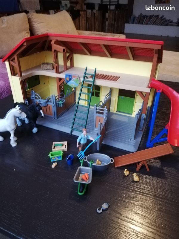 Ferme /écurie avec cheveaux schleich (image 5)