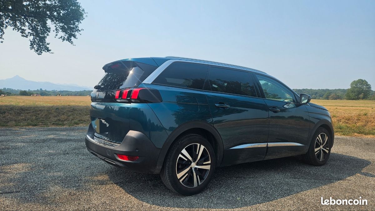 PEUGEOT 5008 1.5 D 130ch ALLURE BUSINESS - 2019 - Caméra 360 - CarPlay - phare auto... (image 2)
