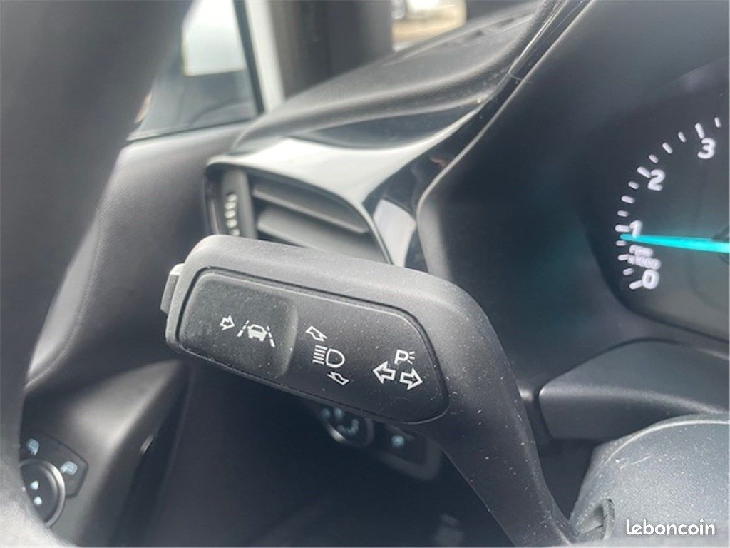 Ford Fiesta VII 1.0 ECOBOOST 95 CH S&S BVM6 Cool & Connect (image 19)