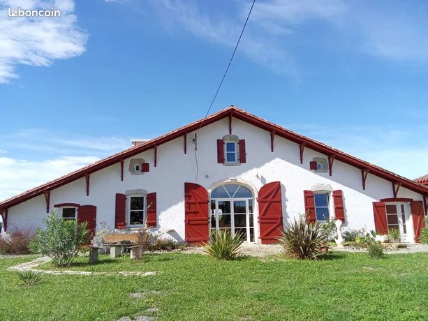 Maison 7 pièces 280 m²
