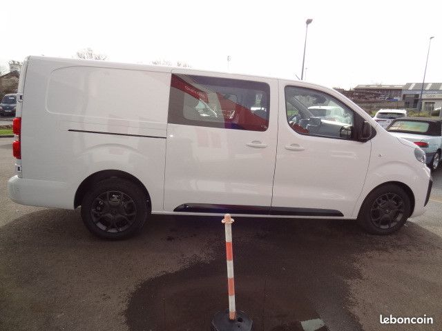 Citroen JUMPY FG XL 2.2 DIESEL 180CH CABINE APPROFONDIE FIXE PACK PREMIUM CONNECT AUTOMATIQUE (image 10)