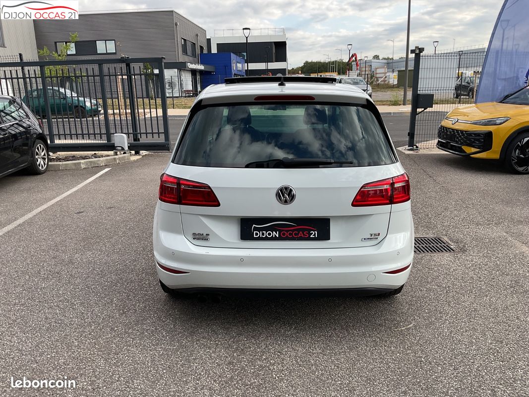 VOLKSWAGEN GOLF SPORTSVAN 1.4 TSI 125 BlueMotion Technology Série Spéciale Lounge DSG7 (image 6)
