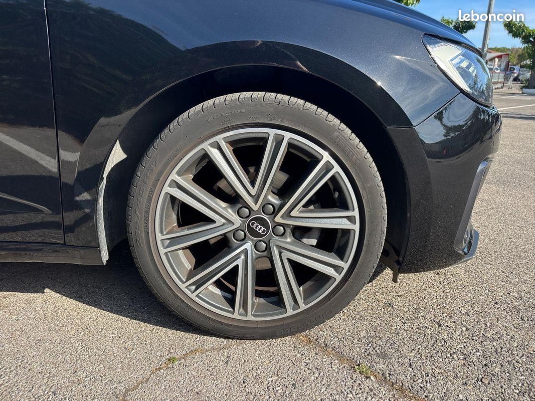 AUDI A1 Sportback 35 TFSI 150 ch S tronic 7 Design Luxe (image 23)