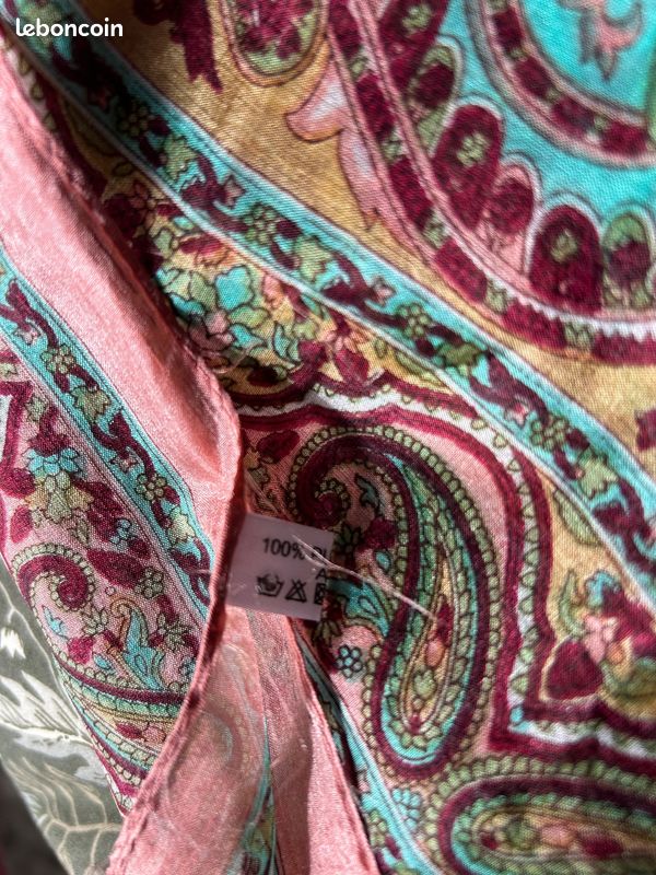 Foulard Vintage En Pure Soie, Motif Coloré, Fait Main, Années 80, Taille 89x92,5cm