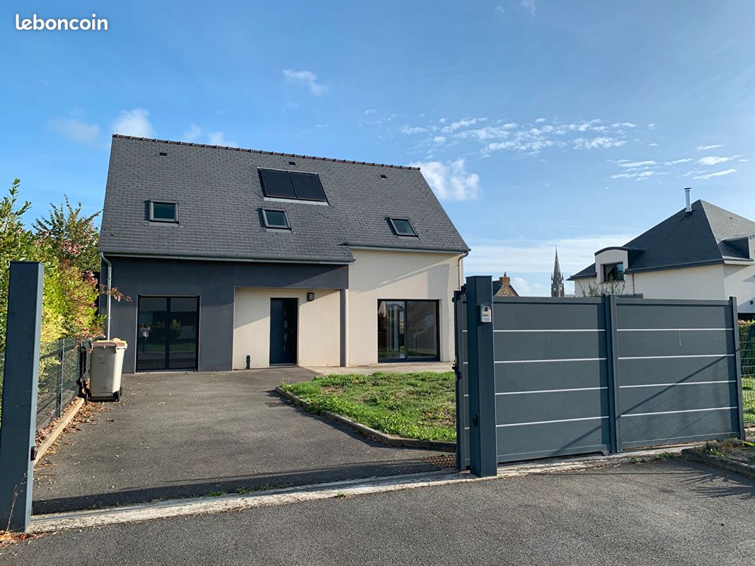 Maison 5 pièces 109 m² · à Saint-Méloir-des-Ondes · 109 m² · 1 400 €/mois