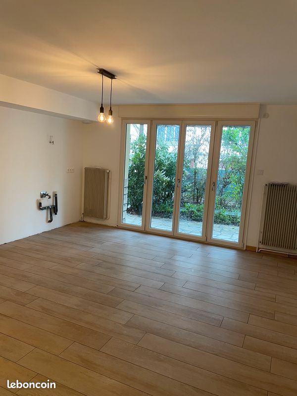 Maison 9 pièces 212 m² · à Saint-Max · 212 m² · 410 000 €