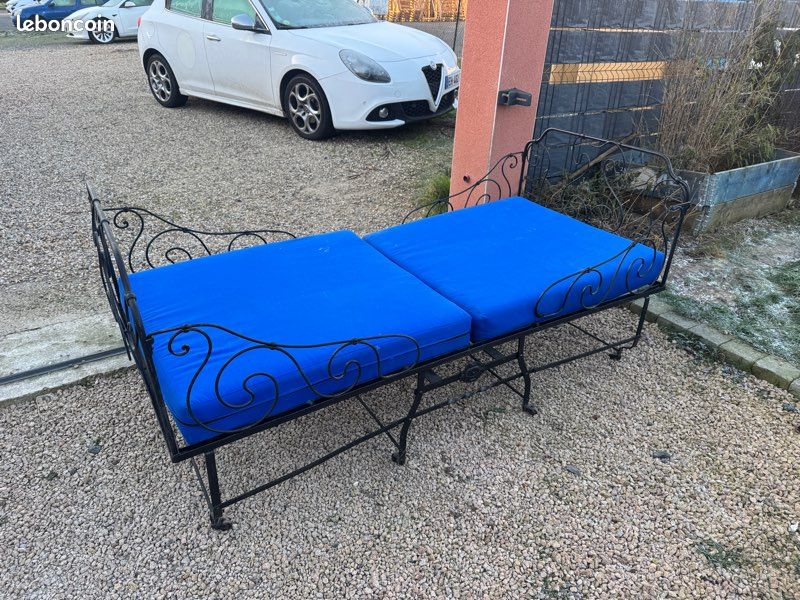 Meridienne fer forgé avec coussins (image 1)