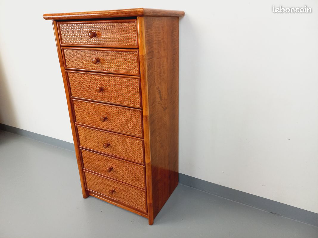 Commode chiffonnier semainier vintage en rotin, bois et cannage des années 70 (image 3)
