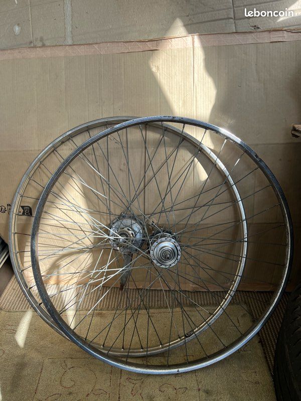 Paire De Moyeux De Roue Anciens – Sturmey Archer – Pour Vélo Course / BMX – Noir