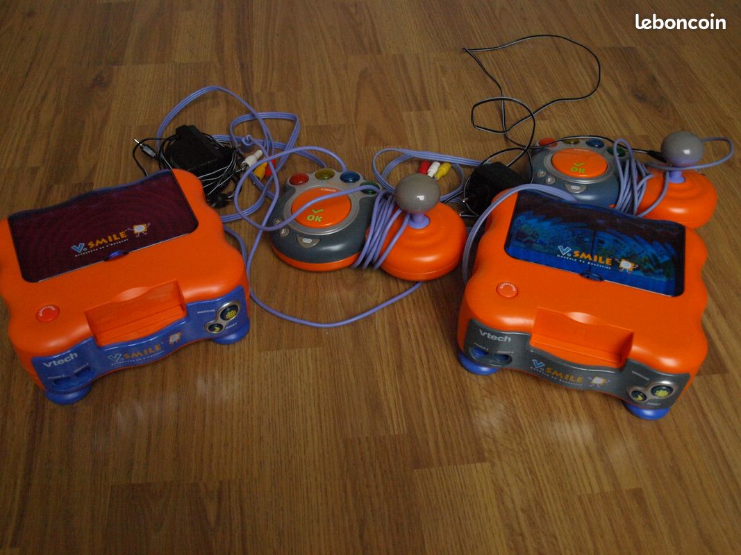 Consoles V SMILES (image 1)