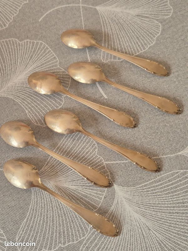 Set De 4 Cuillères à Long Manche En Forme De Cœur Et Rose - Argent Et Or, Acier Inoxydable Avec Sac