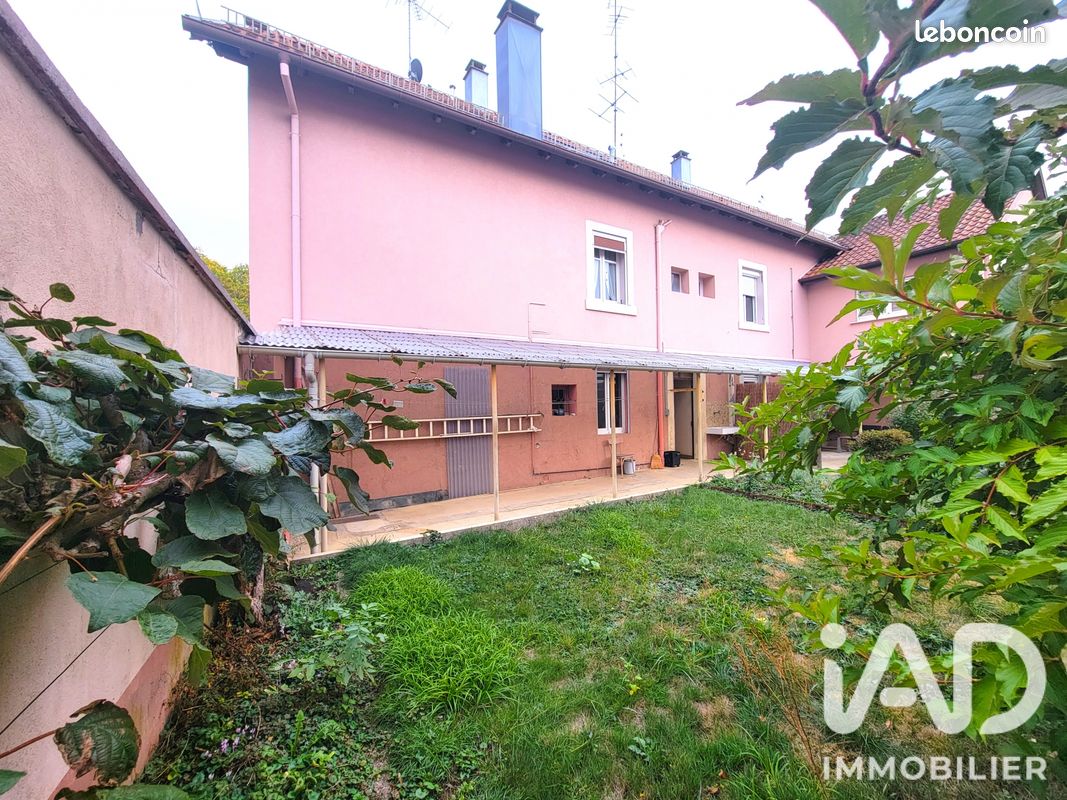 Maison 8 pièces 182 m² · à Vieux-Thann · 182 m² · 139 500 €