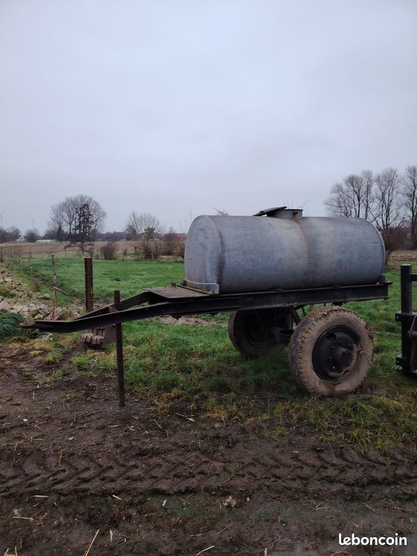 Tonne a eau (image 1)