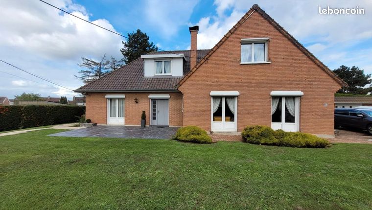 Maison 7 pièces 205 m²