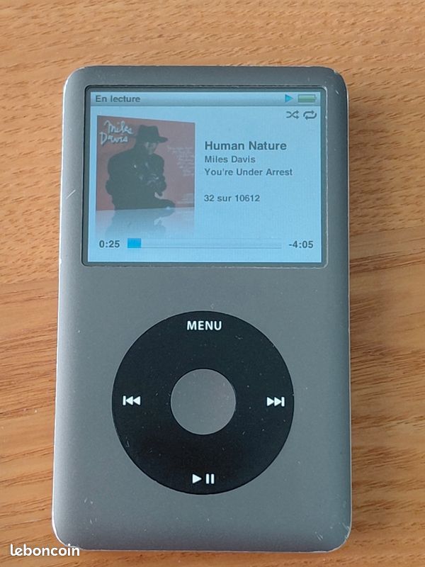 IPod Classic 160Go 7ème génération (image 2)