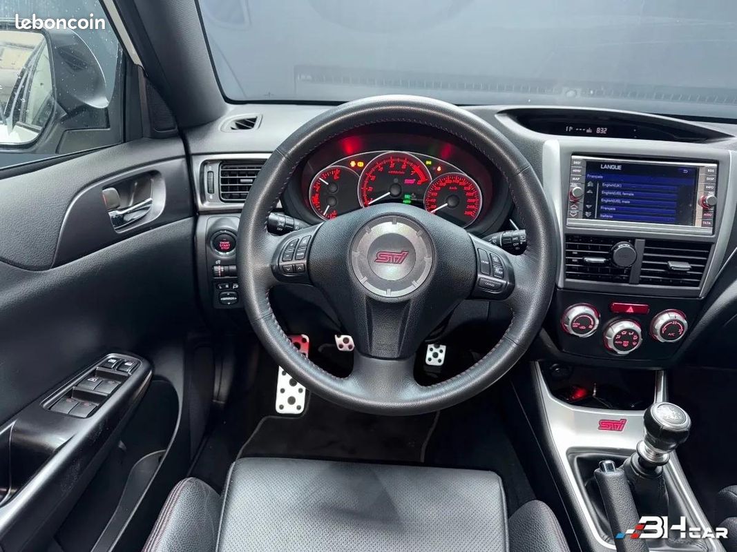 Subaru Impreza 2.5 300 WRX STI AWD (image 13)