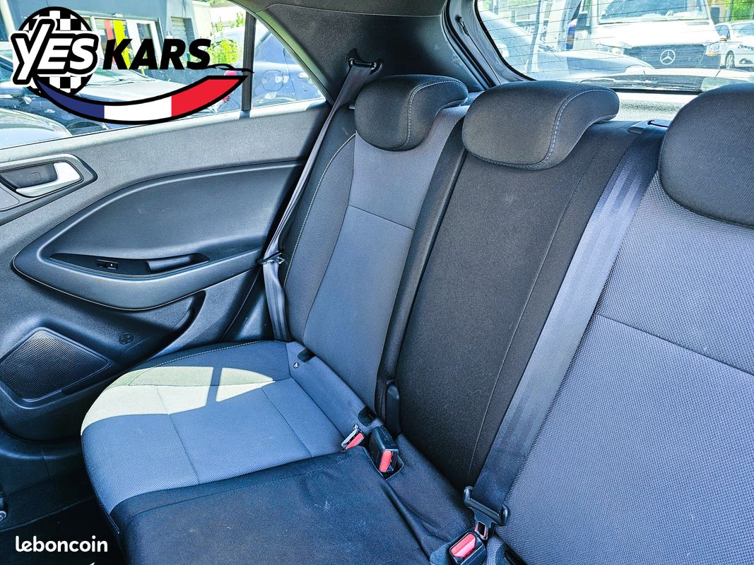 HYUNDAI i20 1.2 84 GO Navi/SUIVI COMPLET RESEAU/MOTEUR A CHAINE (image 6)