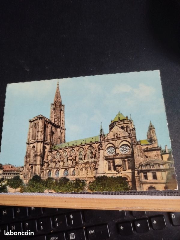 Carte postale cathedrale de strasbourg carte non ecritee (image 1)