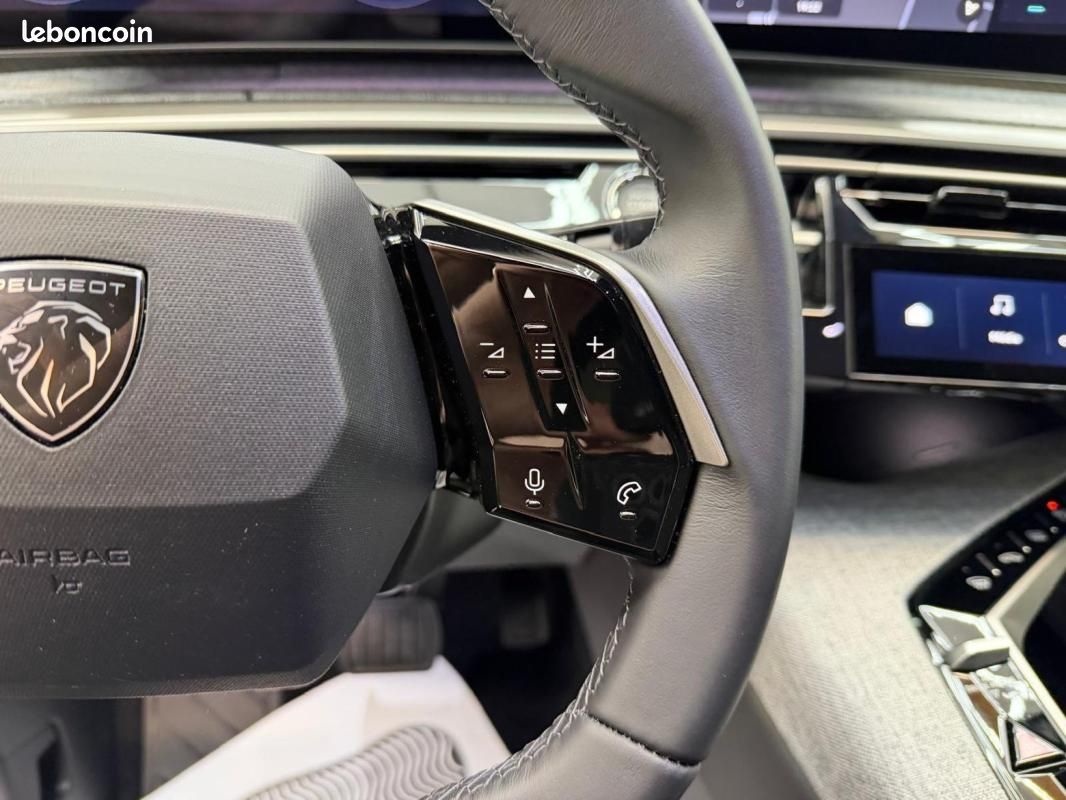 Peugeot 3008 (3) 1.2 HYBRID 145 ALLURE E-DCS6 PACK VISION 360 (image 13)