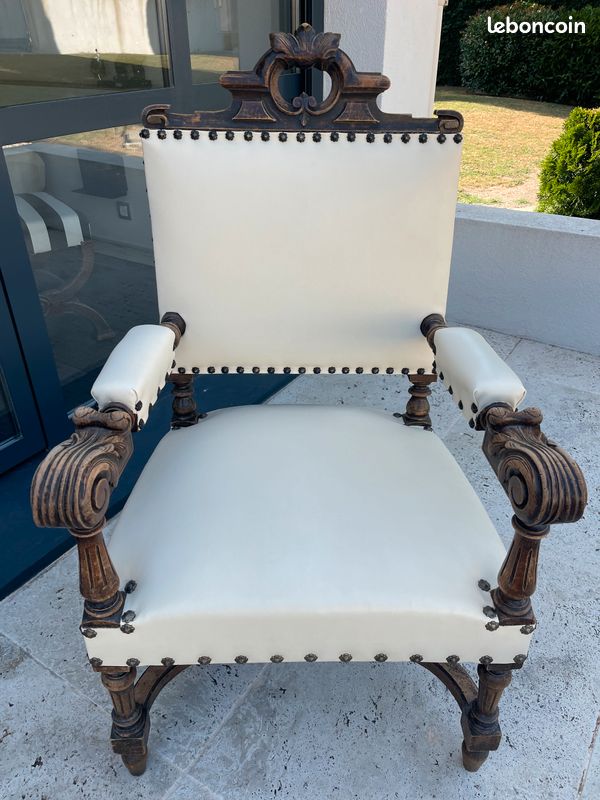 Fauteuil d époque Renaissance (image 1)
