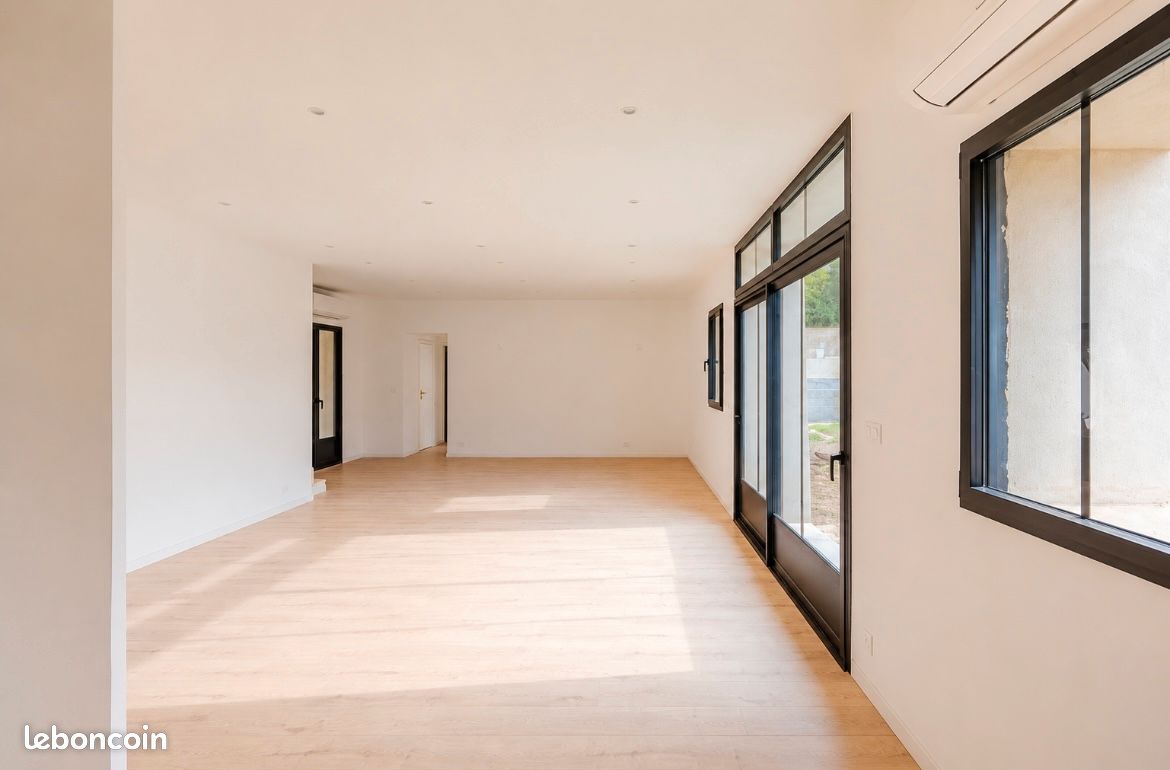 Maison en pierre rénovée (image 3)