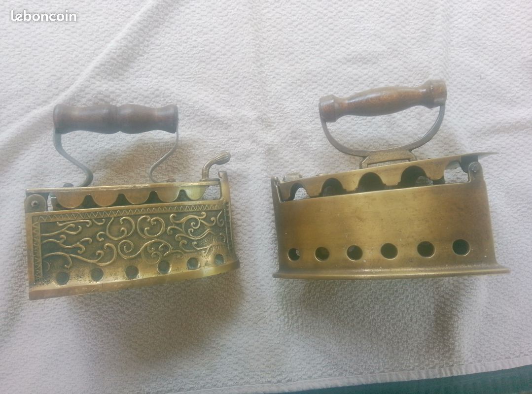 2 anciens fers à repasser en laiton (image 1)