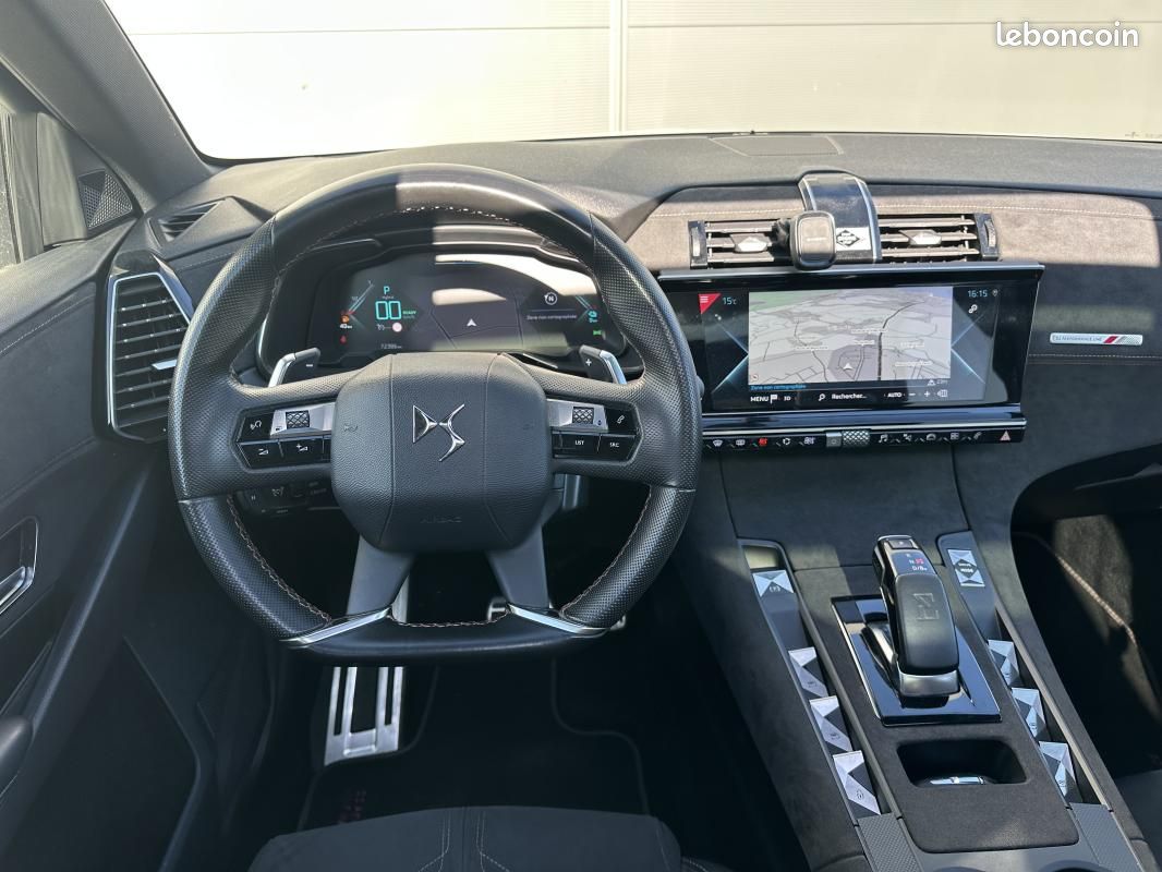 DS 7 Crossback DS7 ETENSE 1.6 300 CH 4X4 PERFORMANCE LINE TOIT OUVRANT ATTELAGE / 2ND MAIN SUIVI ... (image 6)