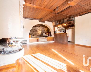 Maison 1 300 000 € - 372 m²