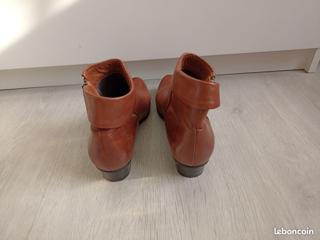Bottes Jinshagongzhu à Lacets Taille 37 Marron Talon 7,5 Cm - Neufes Avec Emballage