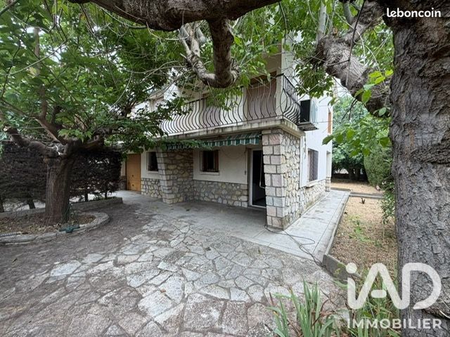 Maison 5 pièces 120 m² · à Nîmes · 120 m² · 219 000 €