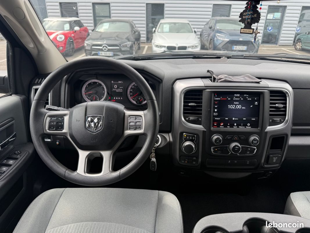 Dodge RAM 1500 4.7 V8 HEMI 401ch 1 ère main + TVA récupérable + Pas de Malus (image 6)