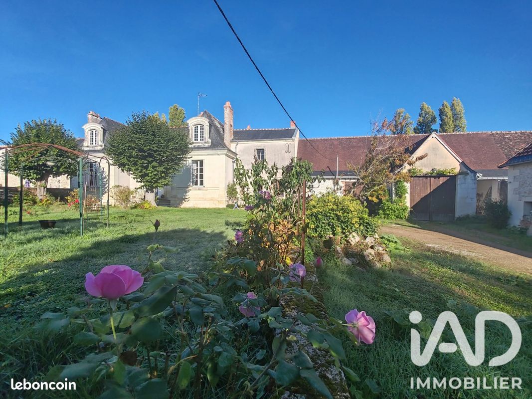 Maison 7 pièces 143 m² · à Larçay · 143 m² · 563 000 €