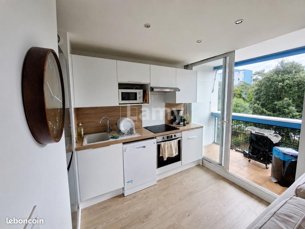 Parking 11 m² · à Mérignac · 11 m² · 490 €/mois