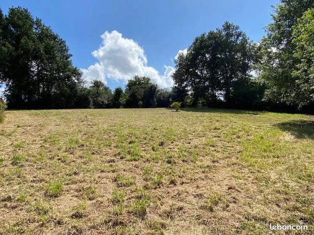 Terrain 2000 m² · à Manciet · 2 000 m² · 23 000 €