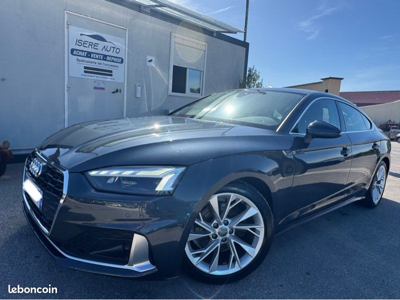 Audi a5 40 2.0 tfsi 190ch tronic 7 faibles kms excellent état (image 2)