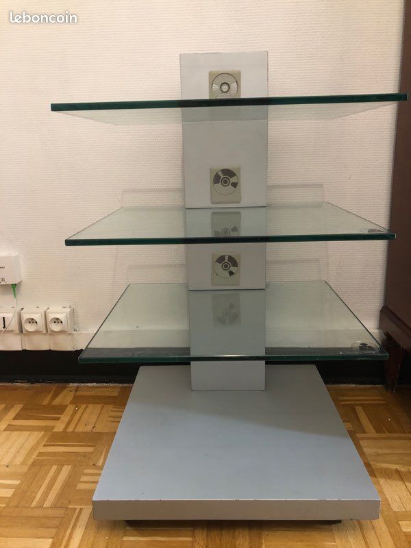 Table de télévision (image 1)