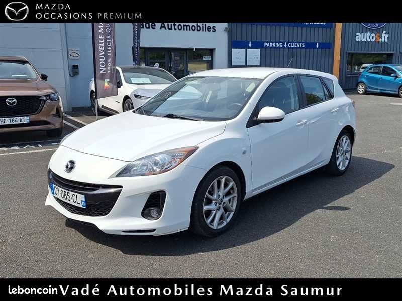 Mazda 3 2.2L MZR-CD DYNAMIQUE (image 1)