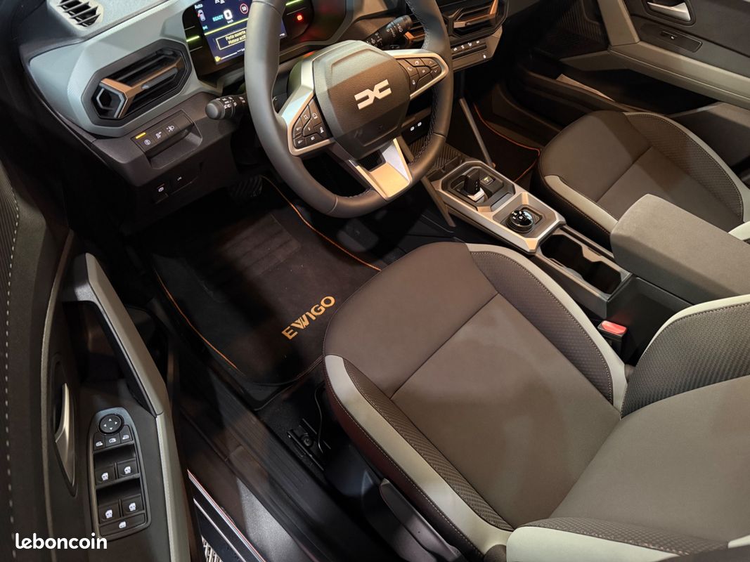 Dacia duster hybrid-g 150 4x4 bva extreme + jantes 18 + sieges chauffants (image 6)