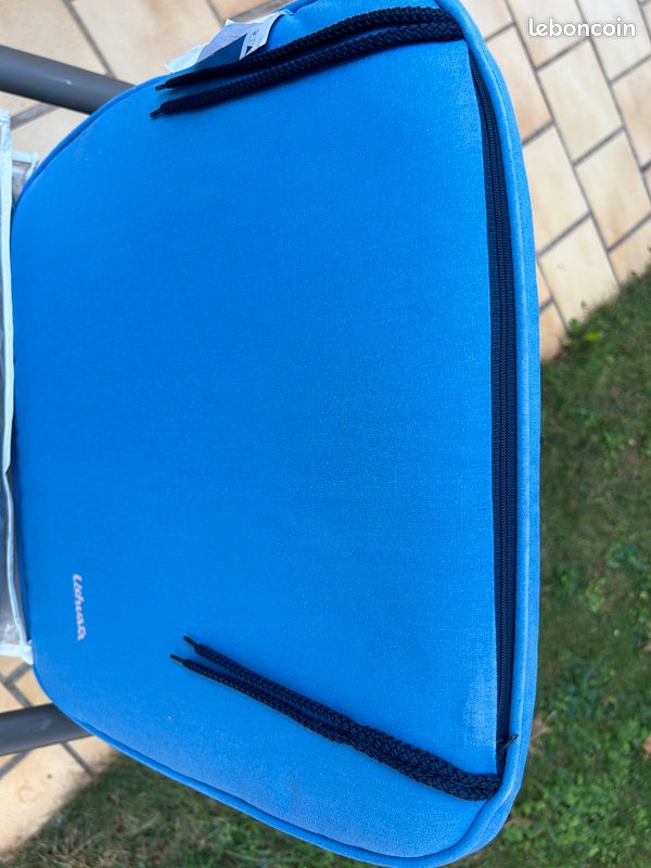 Lot 4 coussins chaises bleu 40x43x6 (image 2)