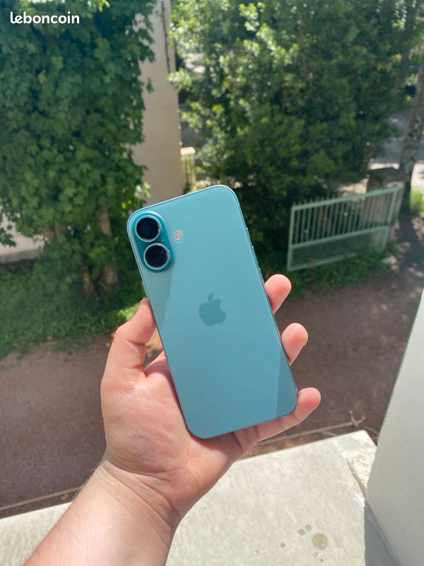 IPhone 16 (image 3)