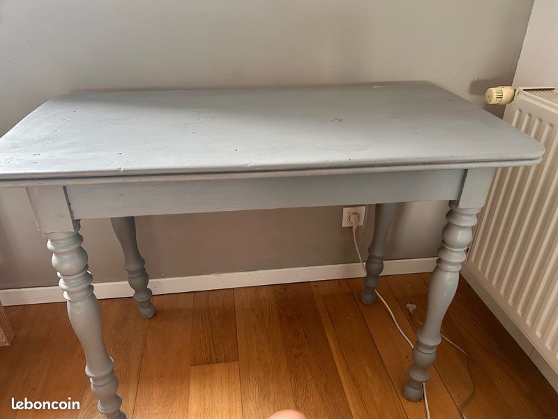 Table bois étudiant ou d’appoint (image 1)