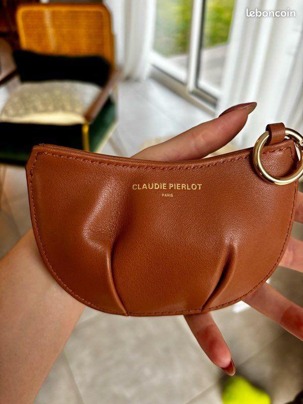Porte-monnaie Rond En Cuir Façon Crocodile Claudie Pierlot - Vert, Bandoulière, Neuf Sans étiquette