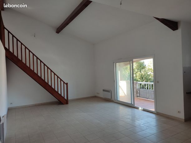 Appartement T4 98,80 m² + Mezzanine 16 m² à St Estève